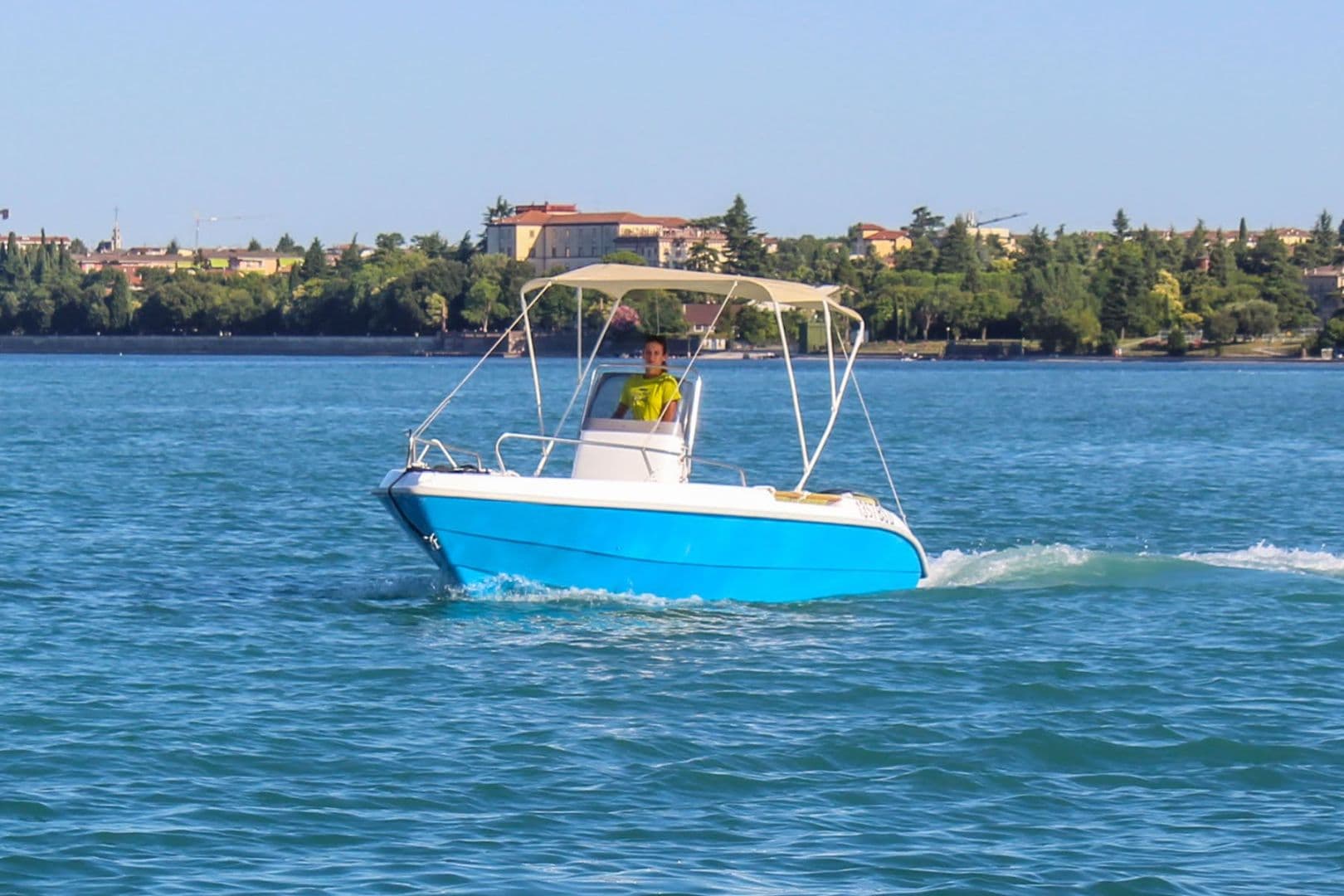 Gaia 19 40 Hp 6 people